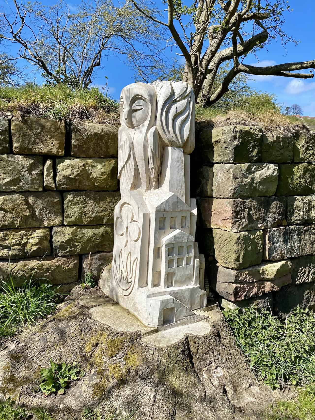 Amazing wood carvings at the site of the Esk Valley ironstone mine can be found along the Goathland to Grosmont Rail Trail.