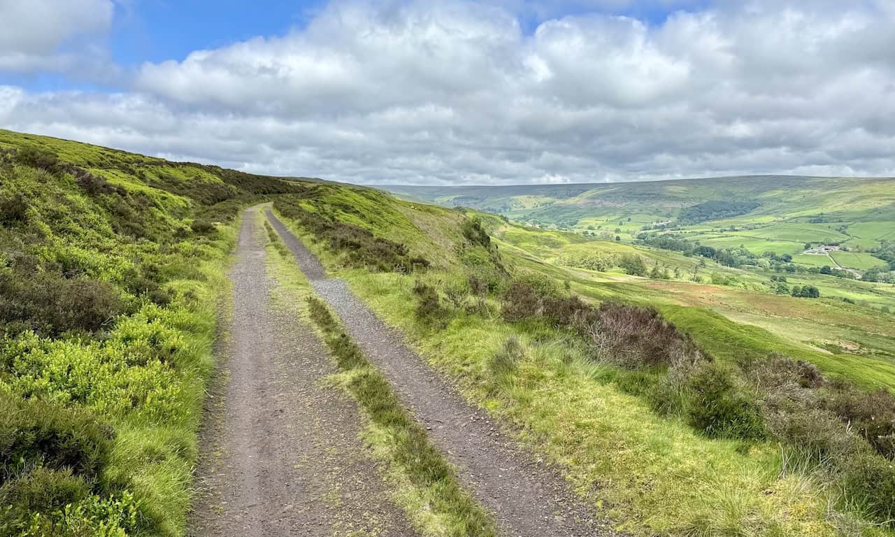 The path of the dismantled railway line is extremely easy to follow. It’s a relaxing walk with no inclines and offers great views to the right of Rosedale, making it a highlight of the Blakey Ridge walk.