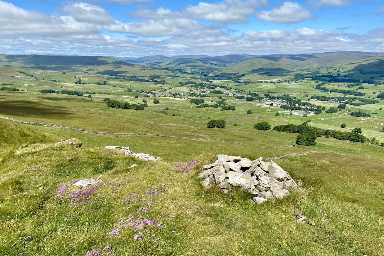 The summit of Yorburgh at 515 metres (1690 feet), offering views of Great Shunner Fell, Swarth Fell, and Wild Boar Fell after a quick detour.