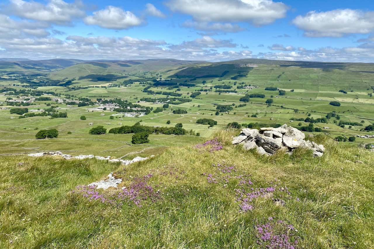 The summit of Yorburgh at 515 metres (1690 feet), offering views of Great Shunner Fell, Swarth Fell, and Wild Boar Fell after a quick detour.