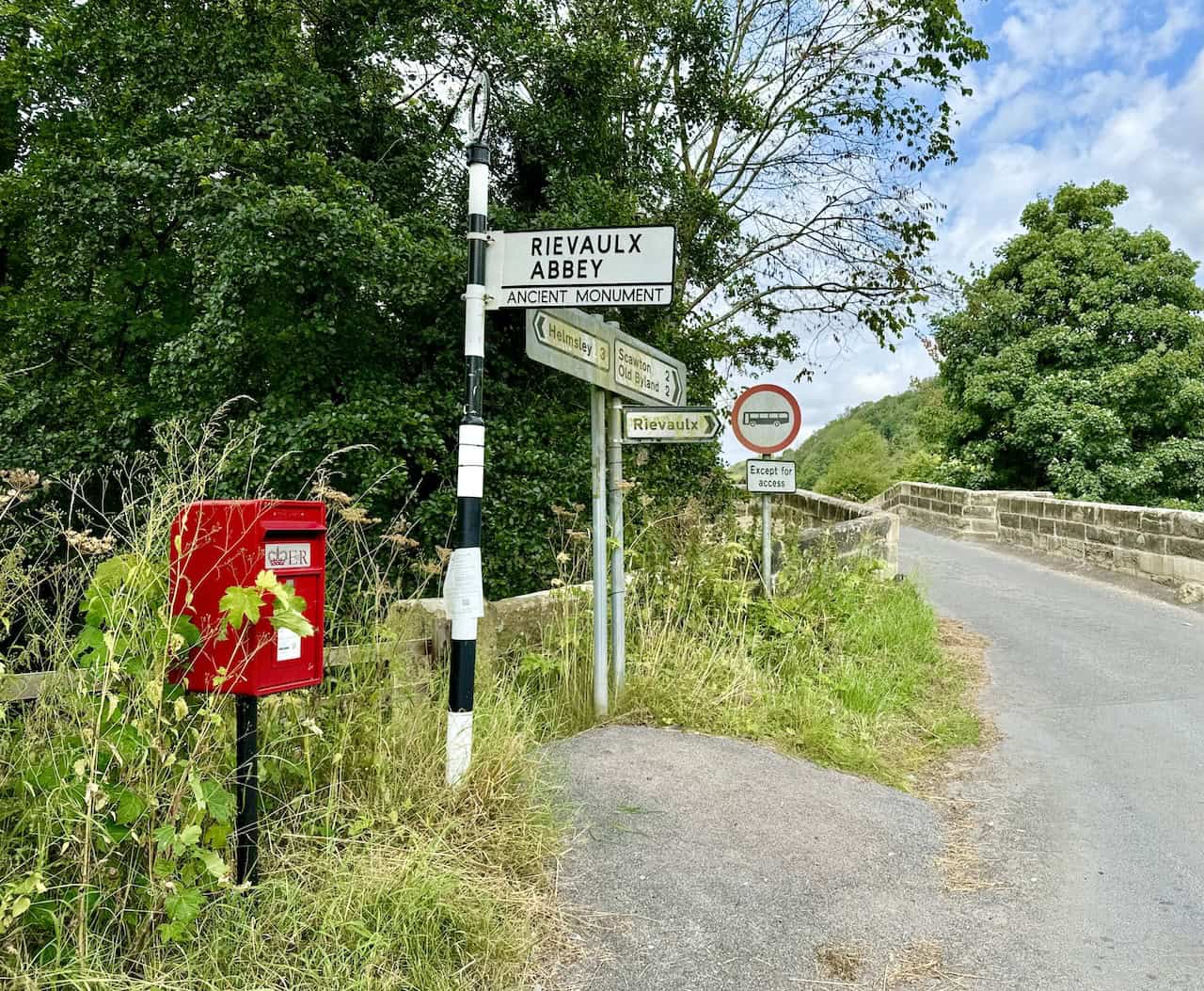 Rievaulx Bridge, with the Helmsley to Rievaulx Abbey walk following the road to the right instead of crossing the bridge.
